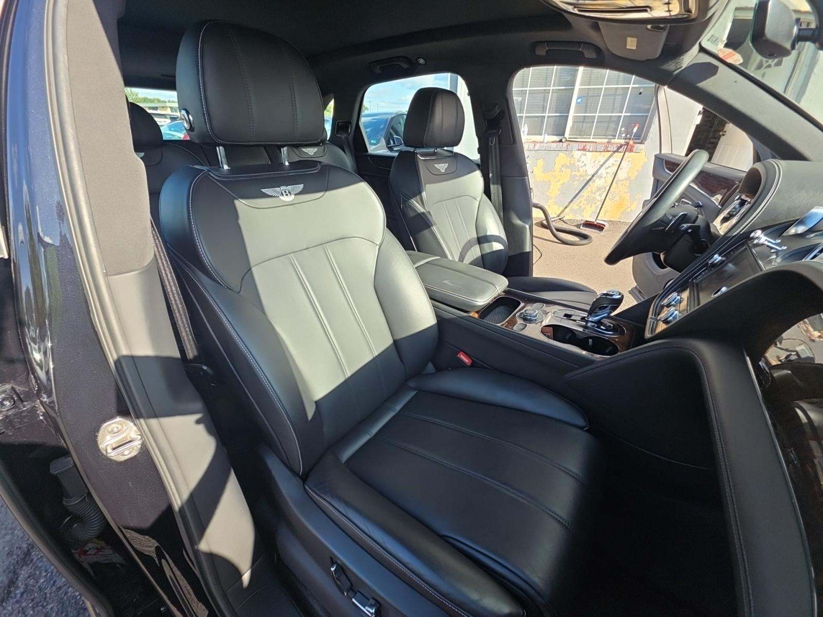 2019 Bentley Bentayga V8 AWD