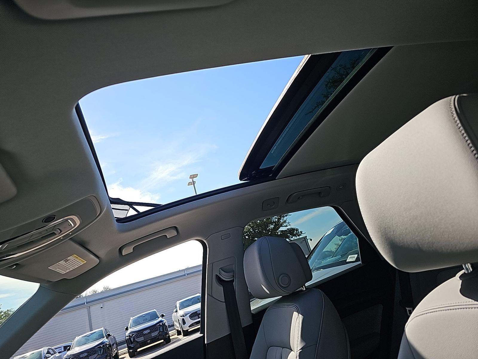 2022 Audi Q5 S line Premium AWD