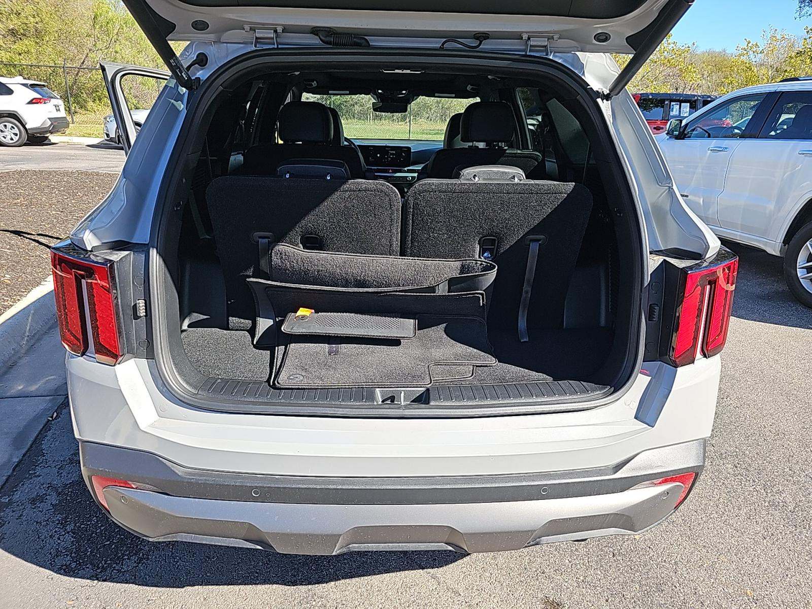 2025 Kia Sorento X-Pro SX Prestige AWD