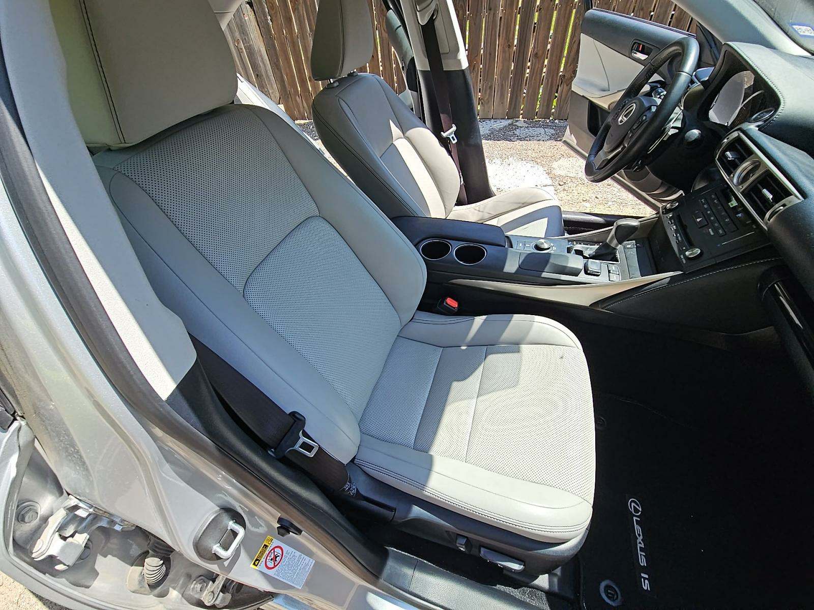 2015 Lexus IS IS 250 RWD