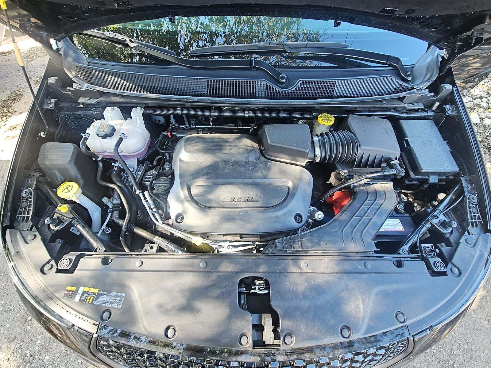 2024 Chrysler Pacifica Limited FWD