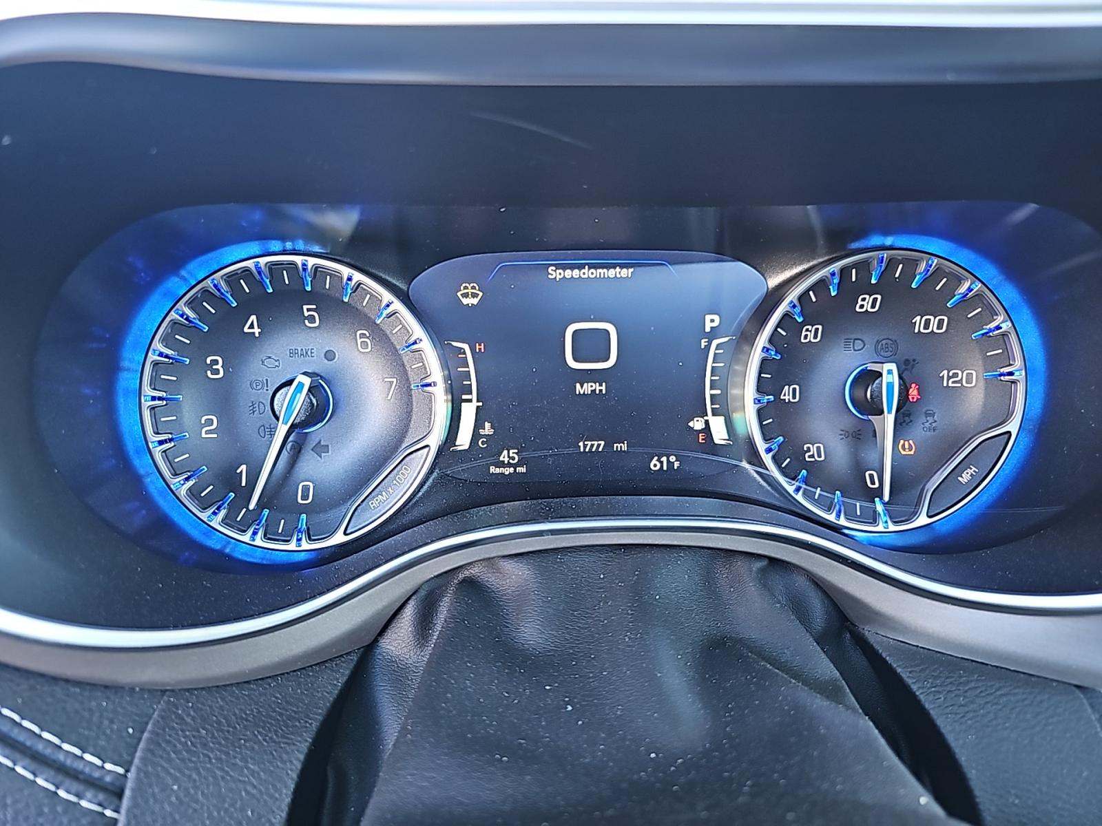 2024 Chrysler Pacifica Limited FWD