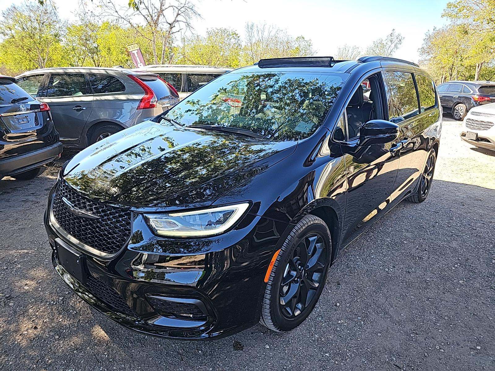 2024 Chrysler Pacifica Limited FWD