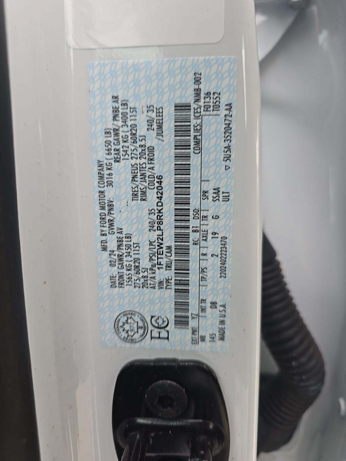 2024 Ford F-150 STX AWD