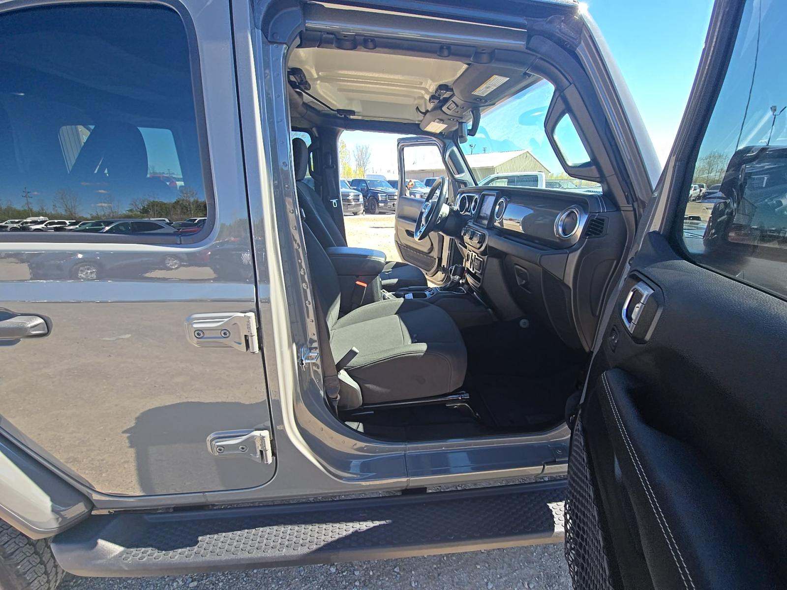 2021 Jeep Wrangler Unlimited Sahara AWD