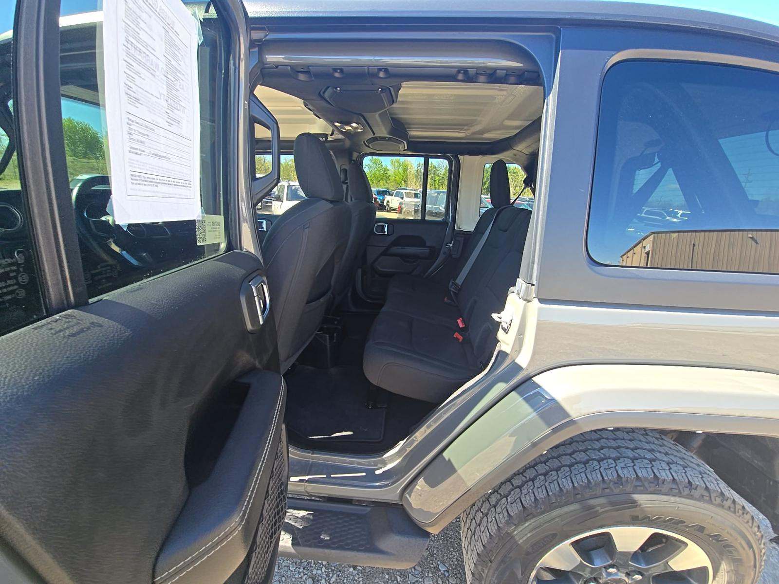 2021 Jeep Wrangler Unlimited Sahara AWD