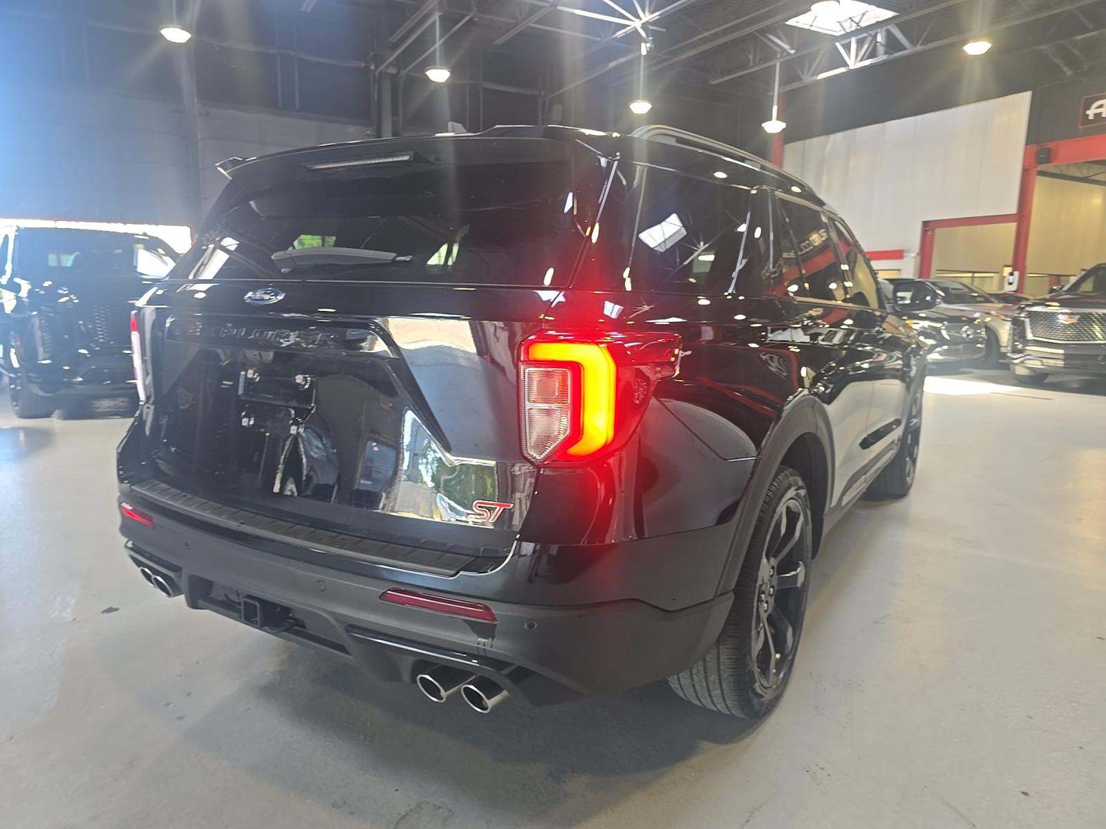 FORD EXPLORER - 3