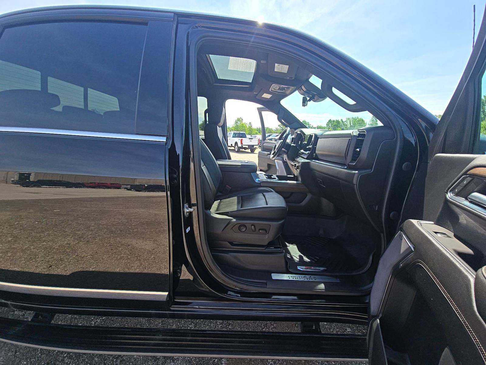 2024 Chevrolet Silverado 2500HD High Country AWD