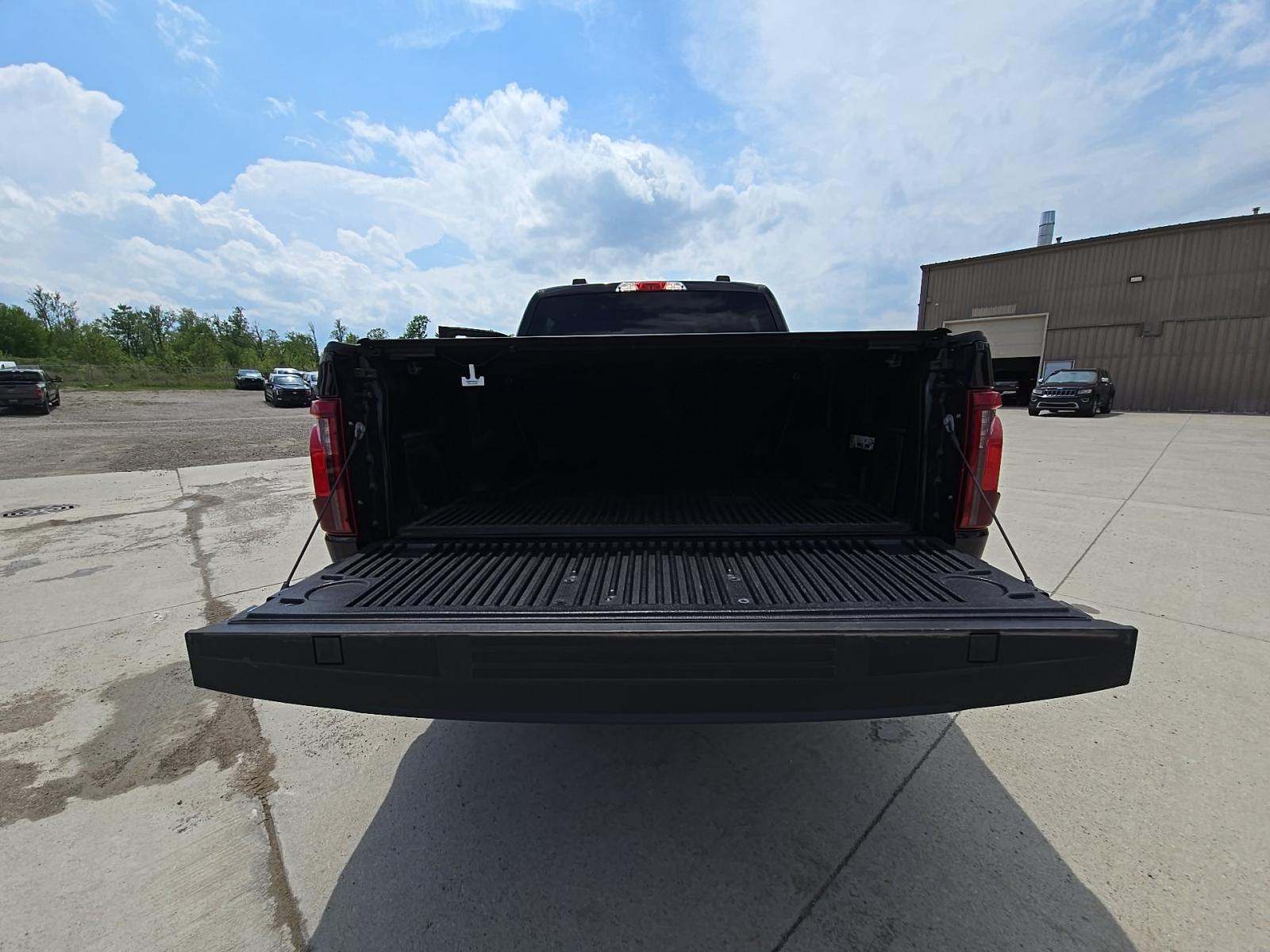2024 Ford F-150 Hybrid XLT AWD