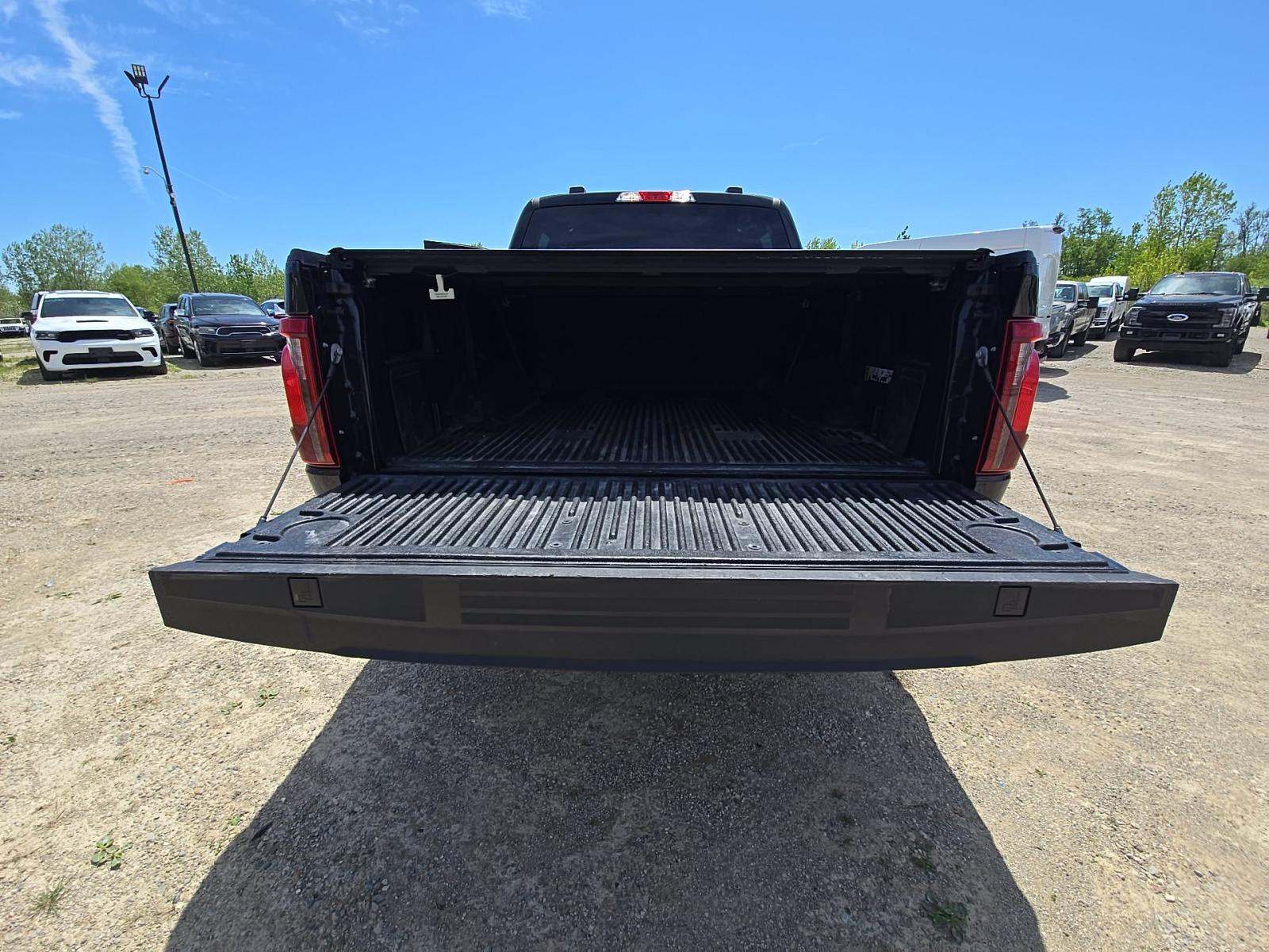 2024 Ford F-150 STX AWD