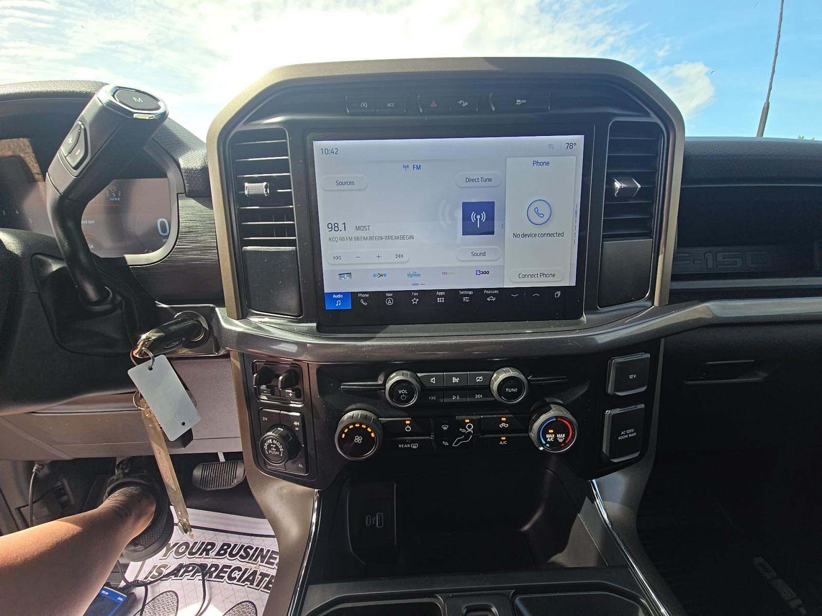 2024 Ford F-150 STX AWD