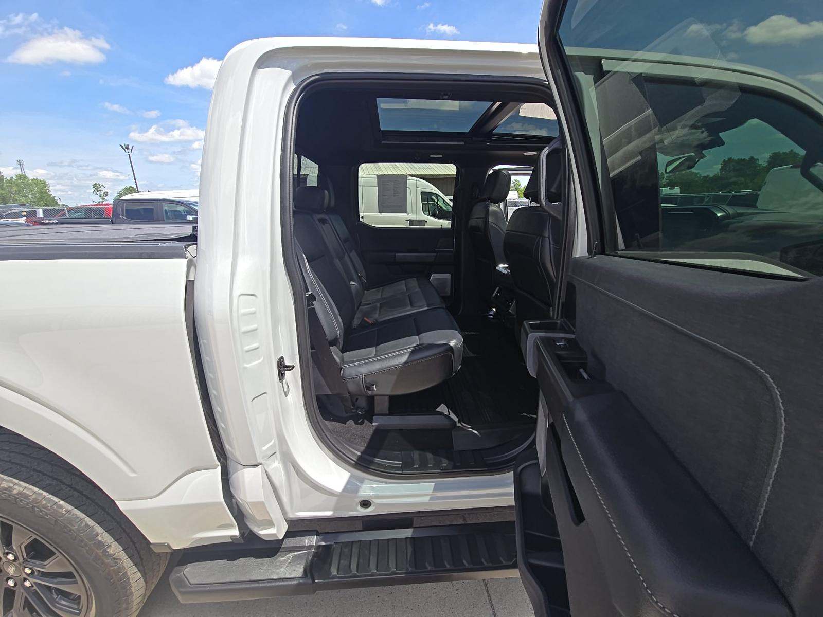 2024 Ford F-150 Hybrid Lariat AWD