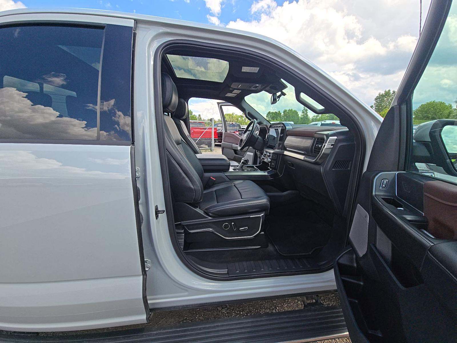 2023 Ford F-150 Lariat AWD