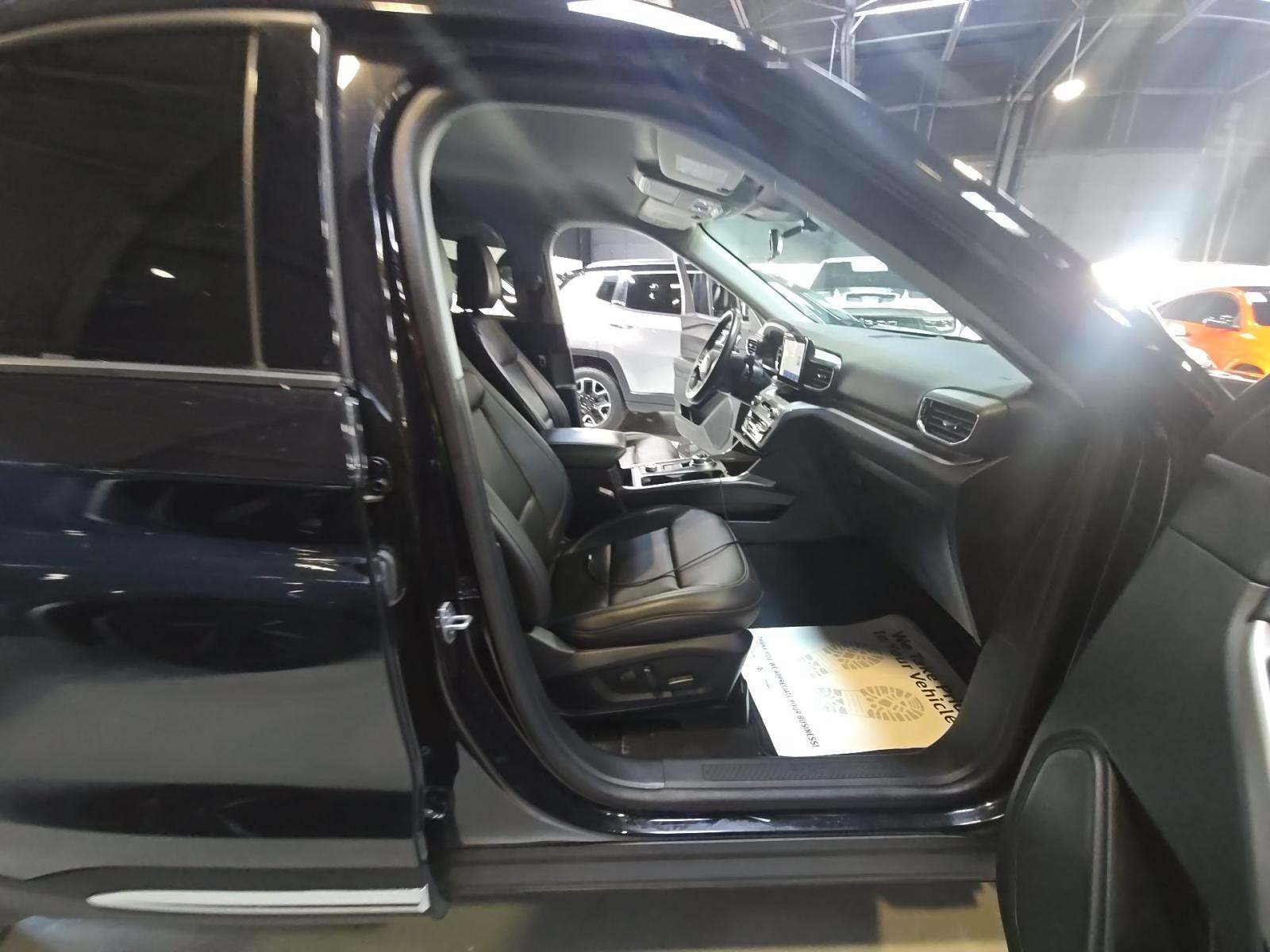 2024 Ford Explorer XLT AWD