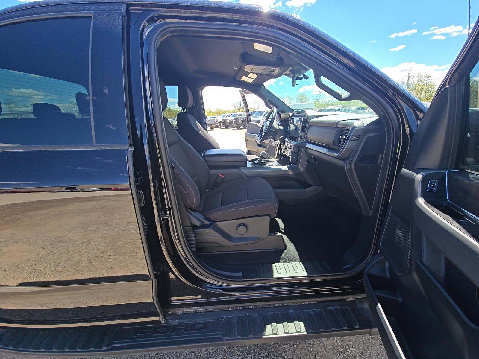 2025 Ford F-150 XLT AWD