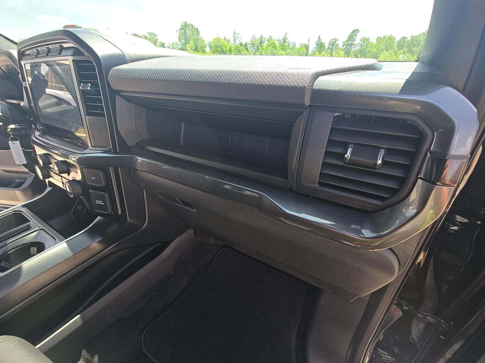 2024 Ford F-150 STX AWD