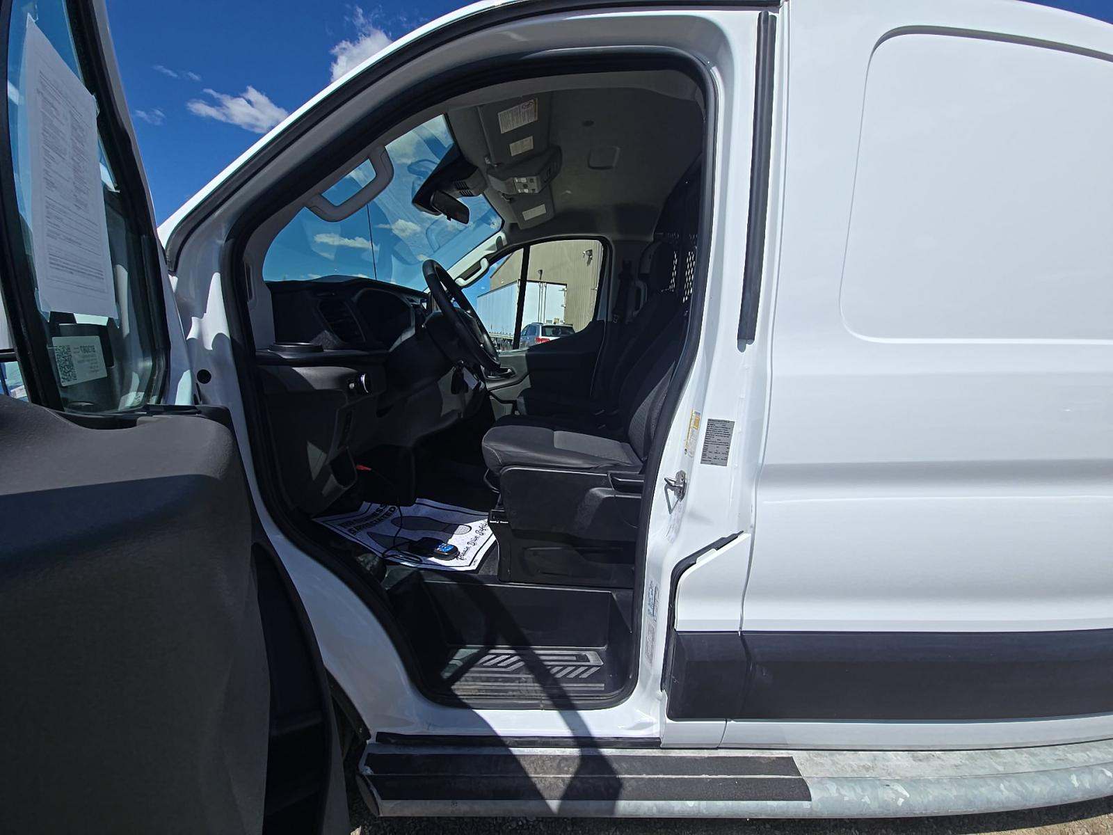 FORD TRANSIT 250 - 2