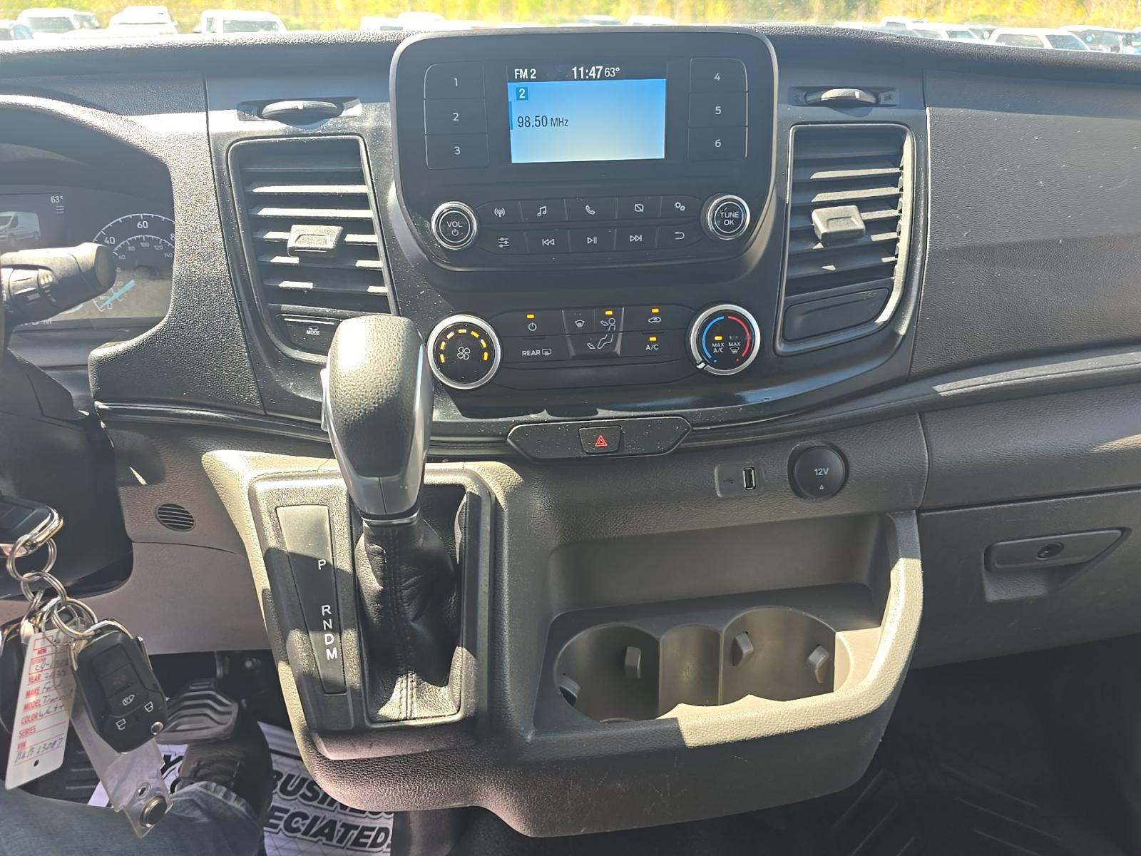 FORD TRANSIT 250 - 6