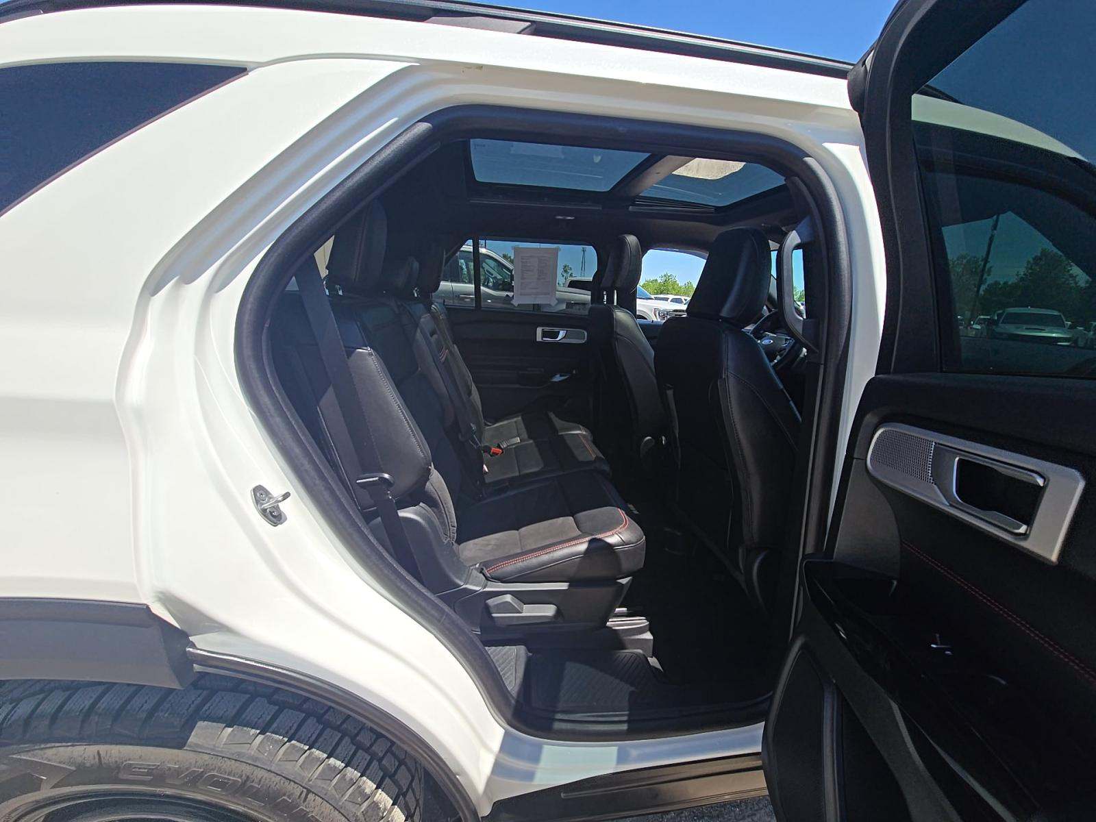 2023 Ford Explorer ST-Line AWD