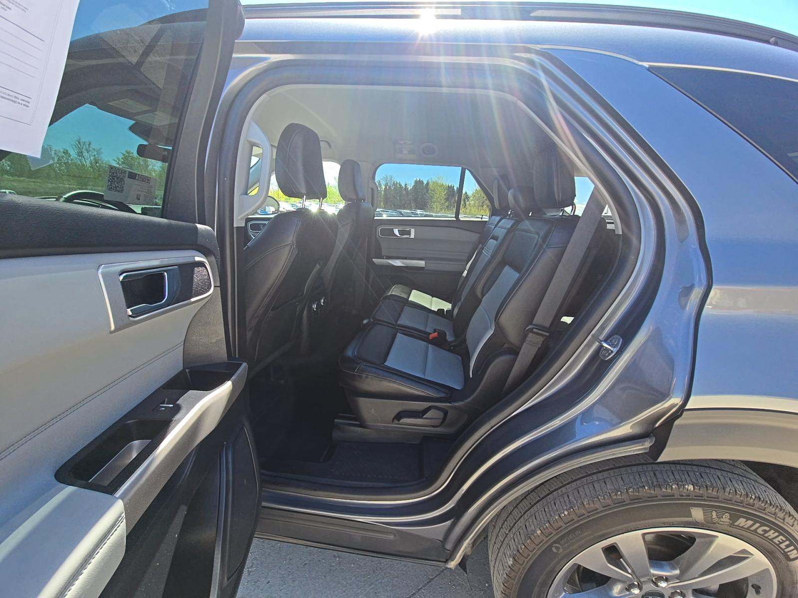 FORD EXPLORER - 9