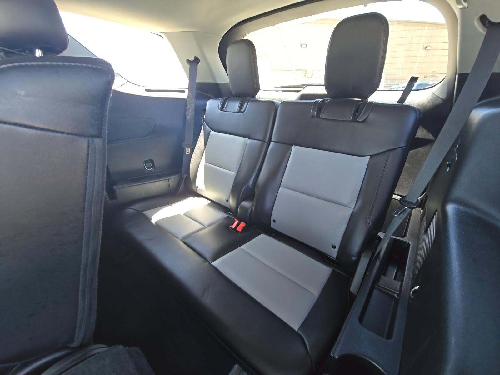 FORD EXPLORER - 10