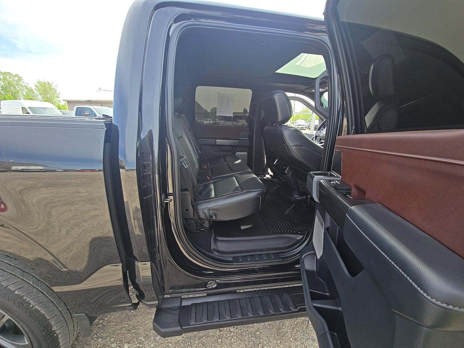 2023 Ford F-150 Lariat AWD
