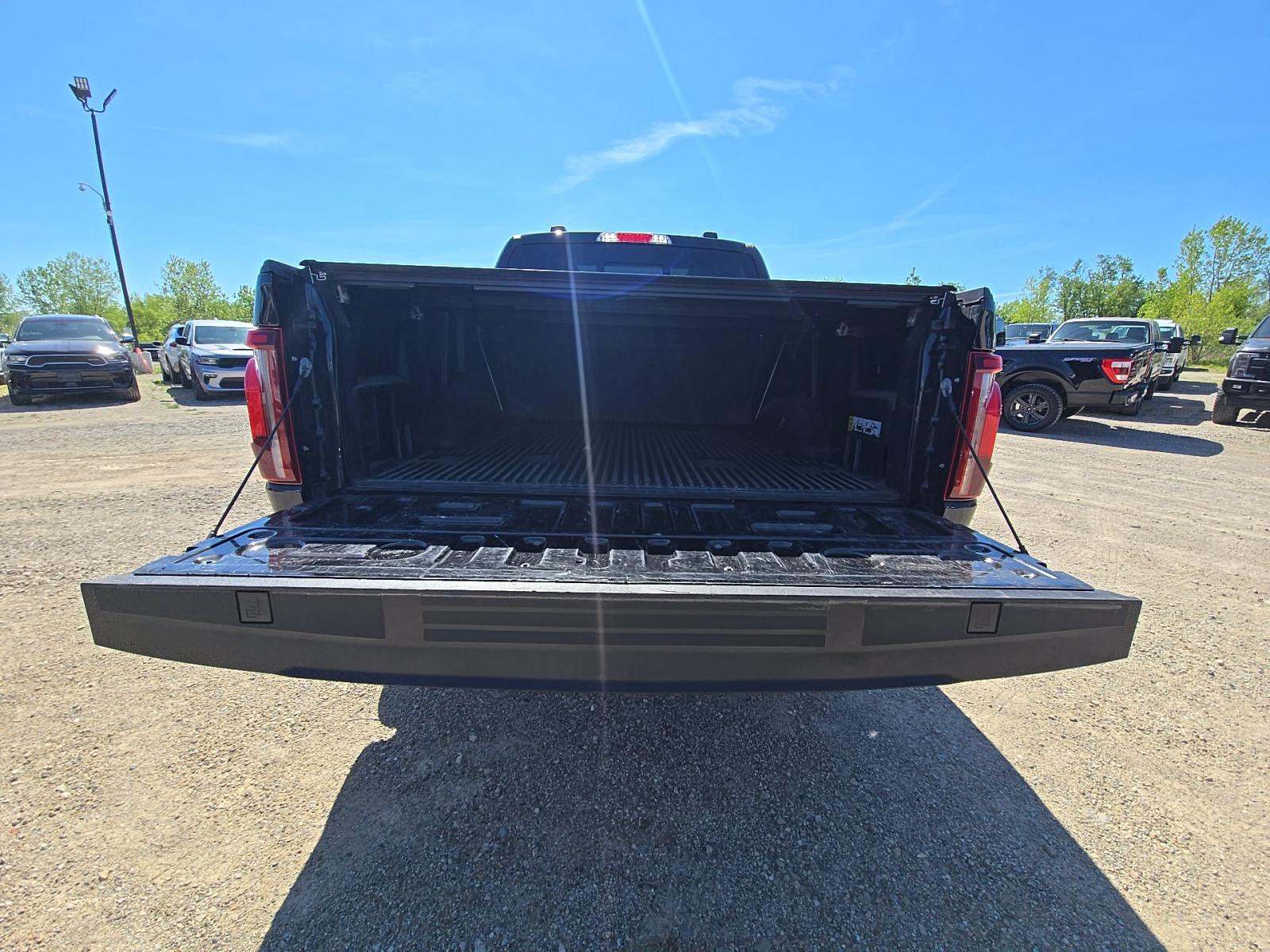 2024 Ford F-150 Hybrid Lariat AWD