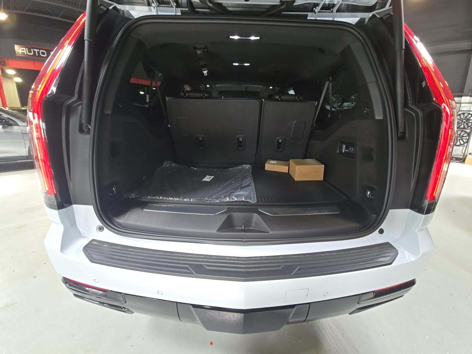 2026 Cadillac Escalade ESV Sport AWD