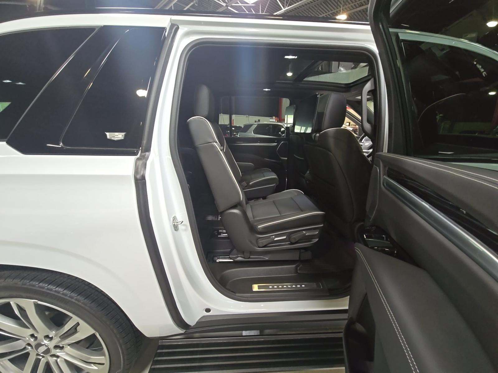 2026 Cadillac Escalade ESV Sport AWD