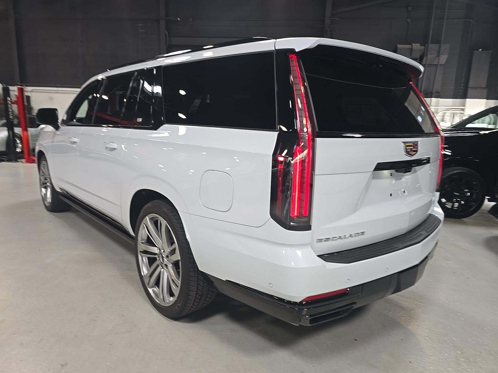 2026 Cadillac Escalade ESV Sport AWD