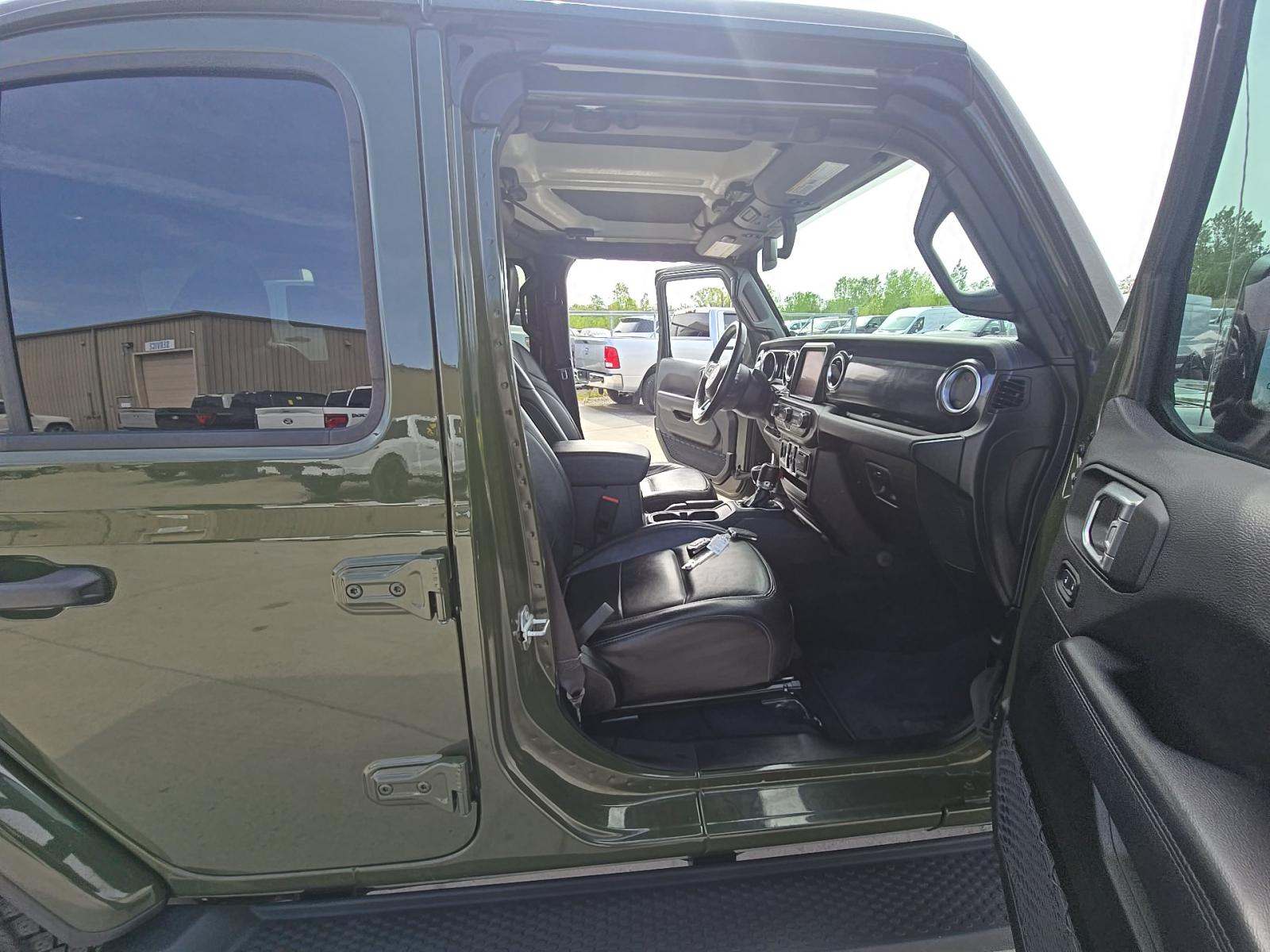 2023 Jeep Wrangler Sahara Altitude AWD
