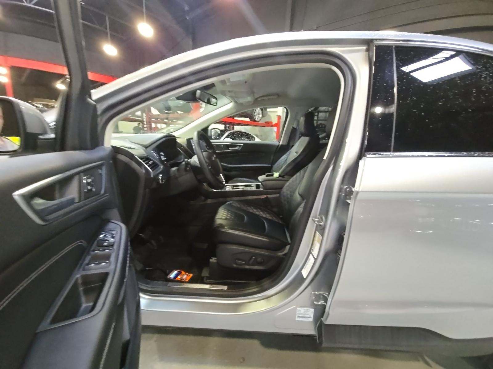 2023 Ford Edge Titanium AWD
