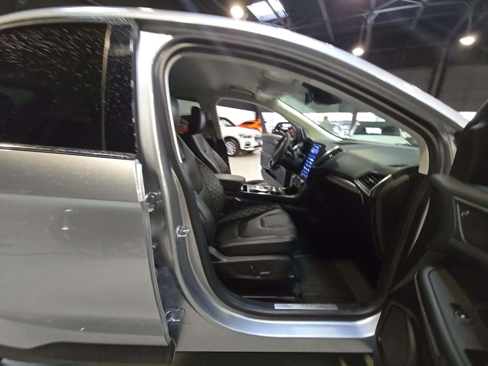 2023 Ford Edge Titanium AWD