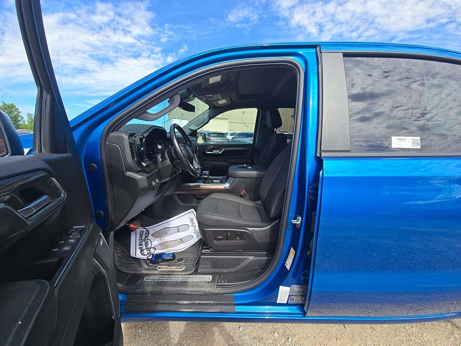 2024 Chevrolet Silverado 1500 RST AWD