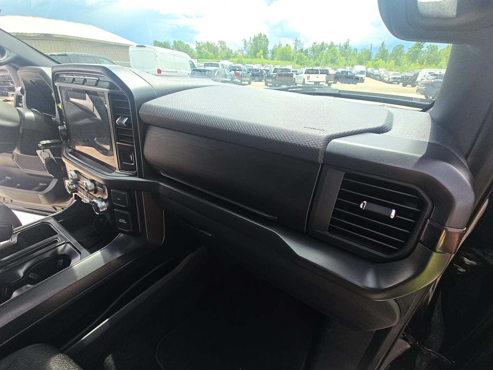 2024 Ford F-150 XLT AWD