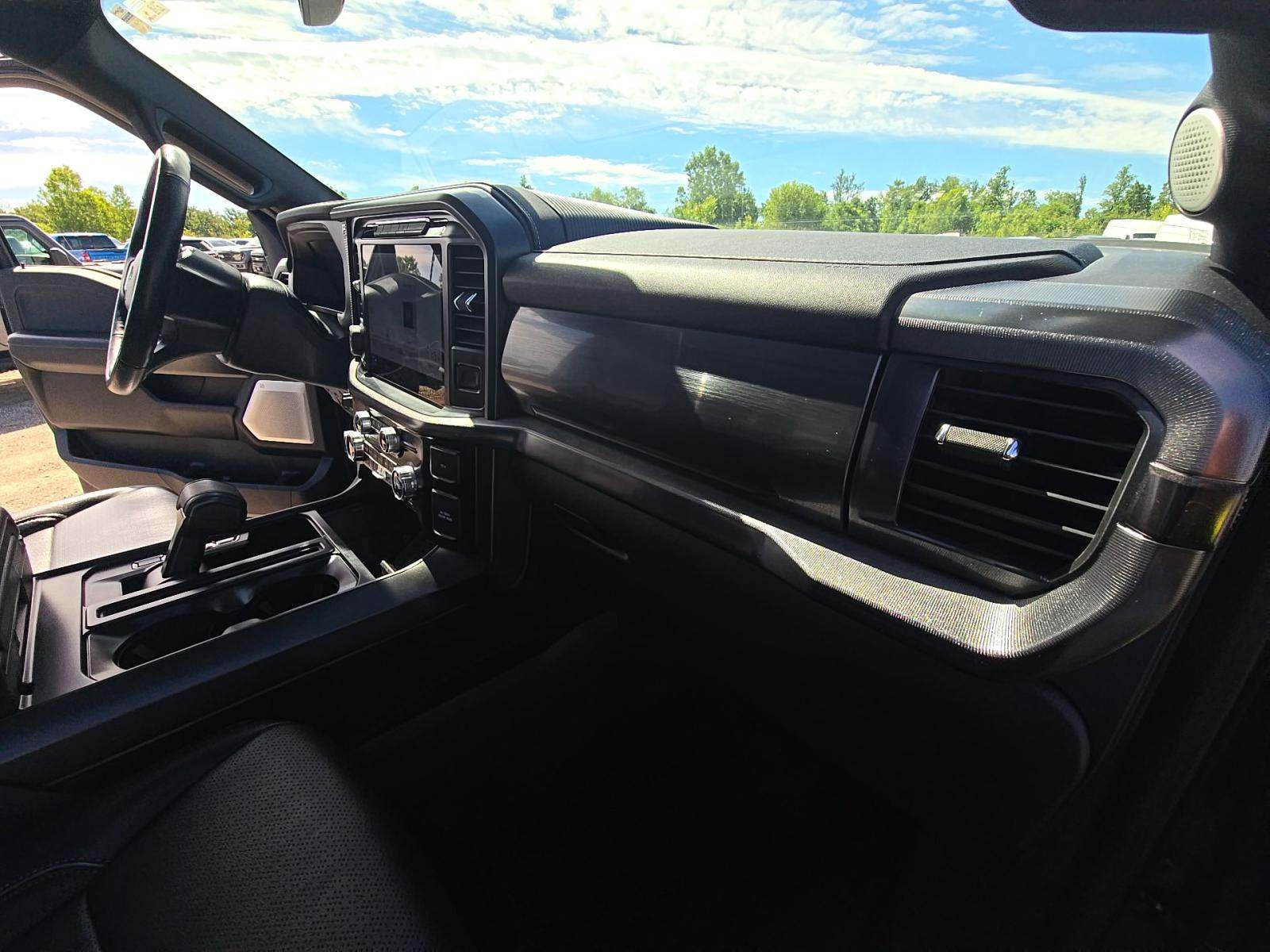 2024 Ford F-150 Lariat AWD