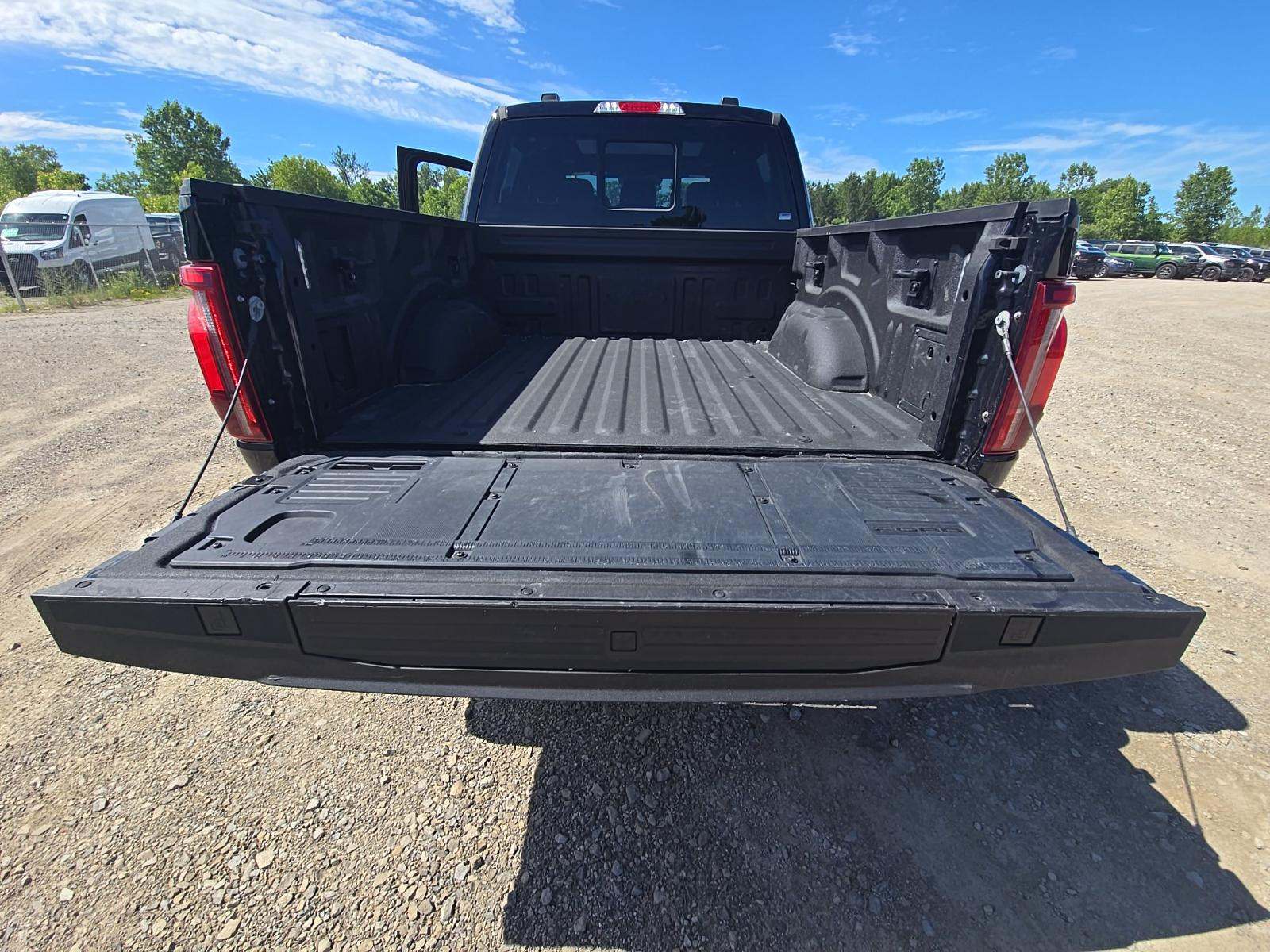 2024 Ford F-150 Lariat AWD