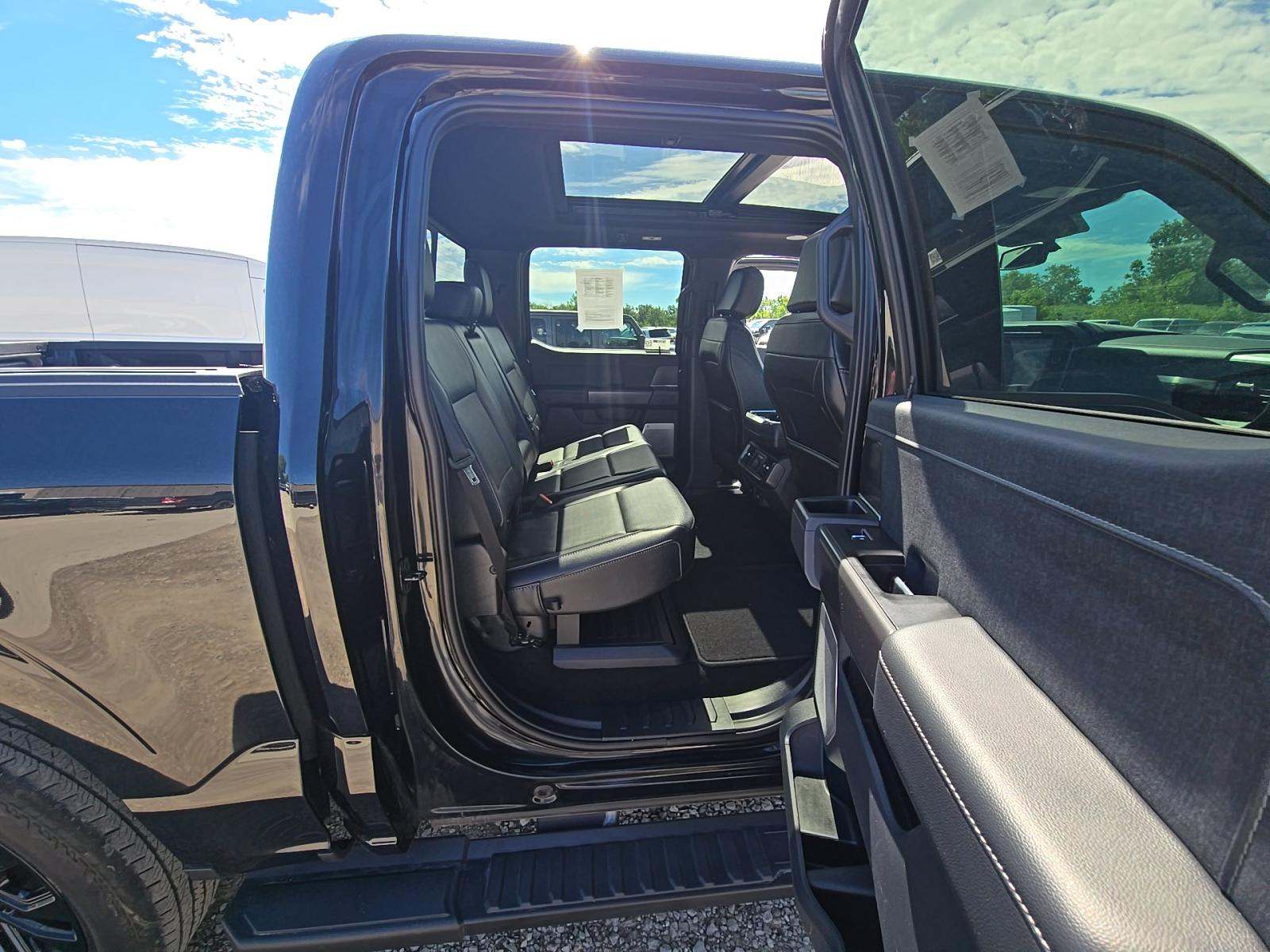 2024 Ford F-150 Lariat AWD