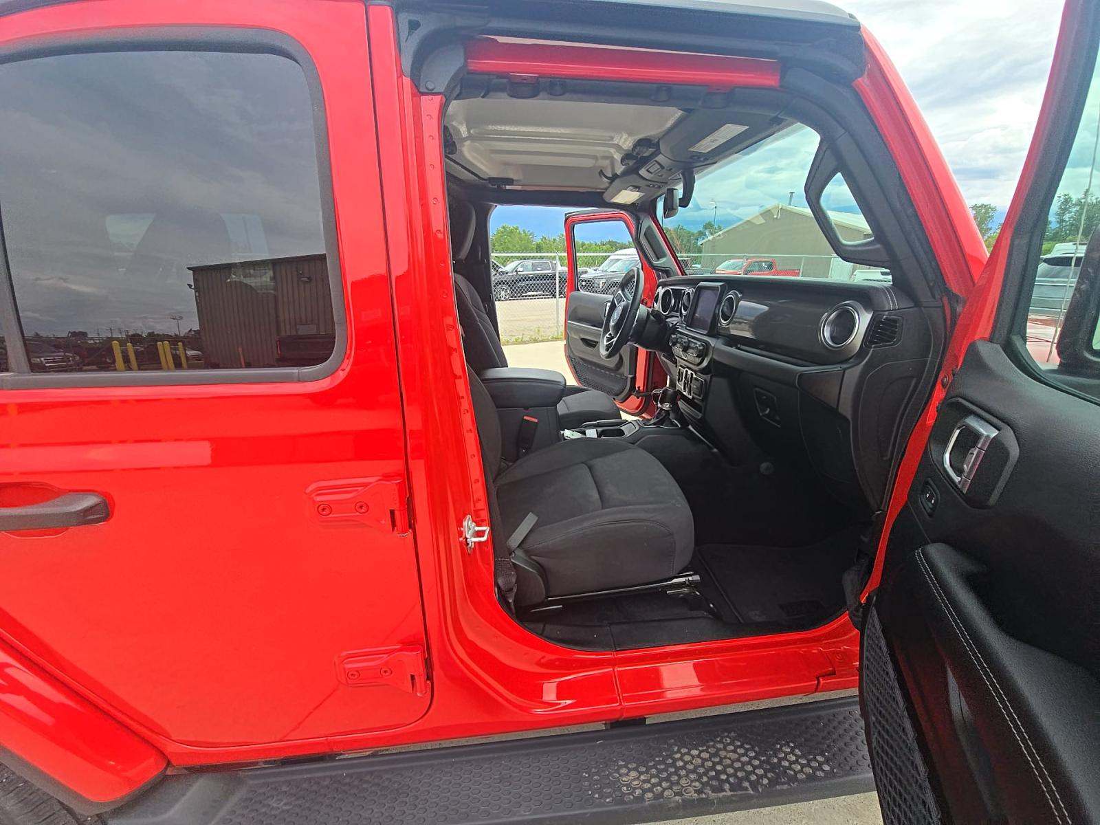 2023 Jeep Wrangler Sahara AWD