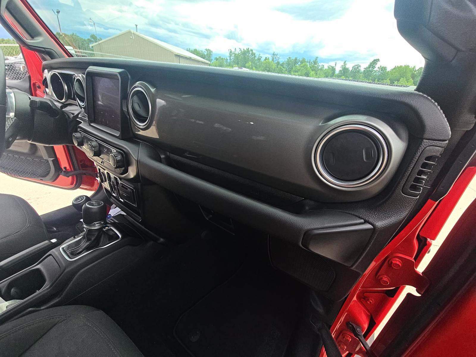 2023 Jeep Wrangler Sahara AWD