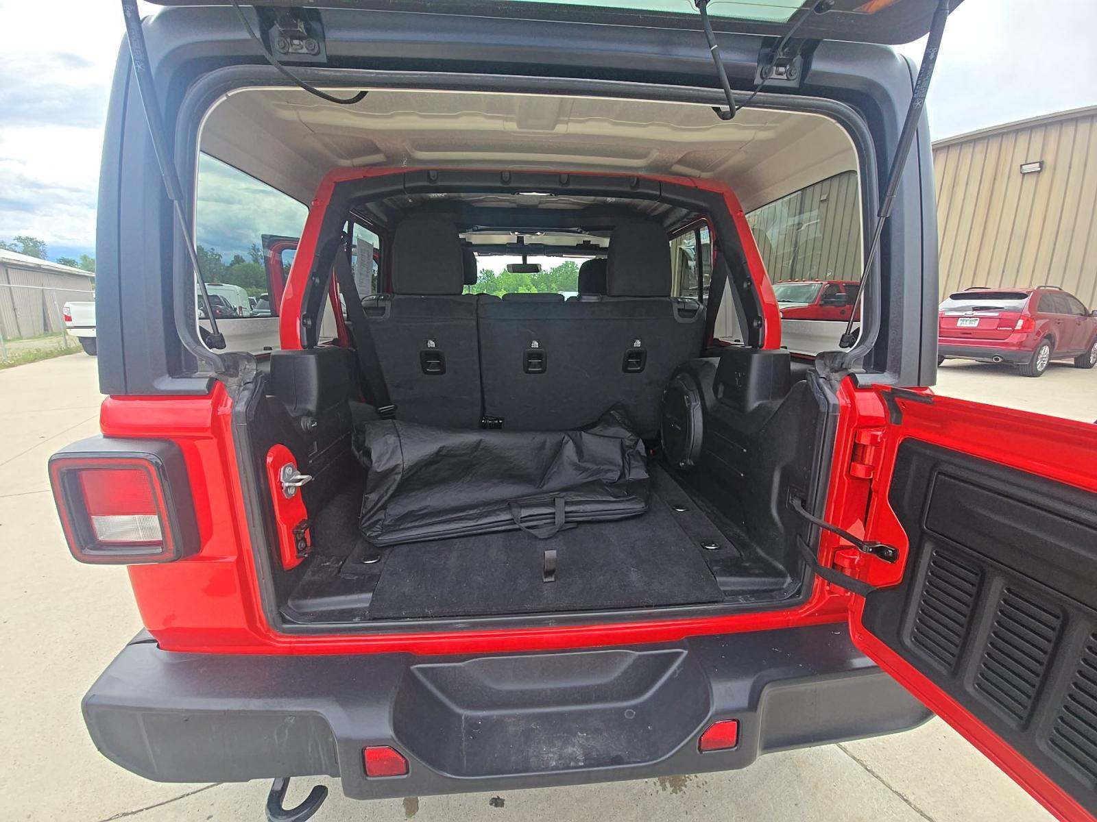 2023 Jeep Wrangler Sahara AWD