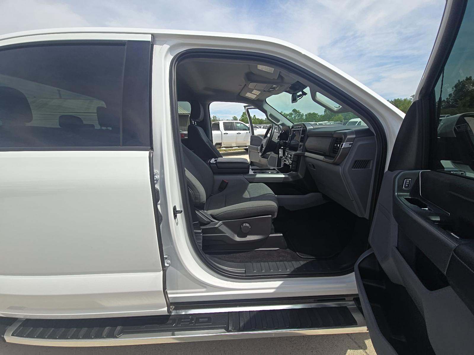 2024 Ford F-150 Hybrid XLT AWD
