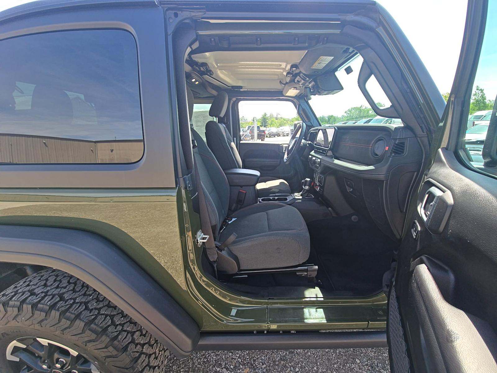 2024 Jeep Wrangler Rubicon AWD