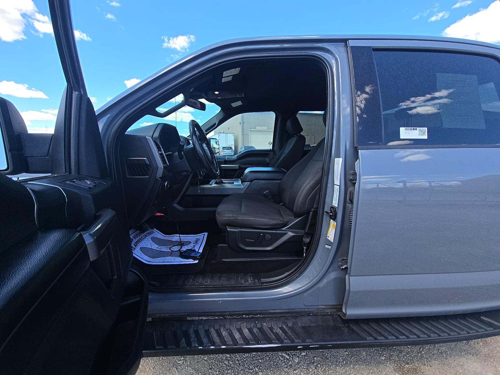 FORD F-150 - 2