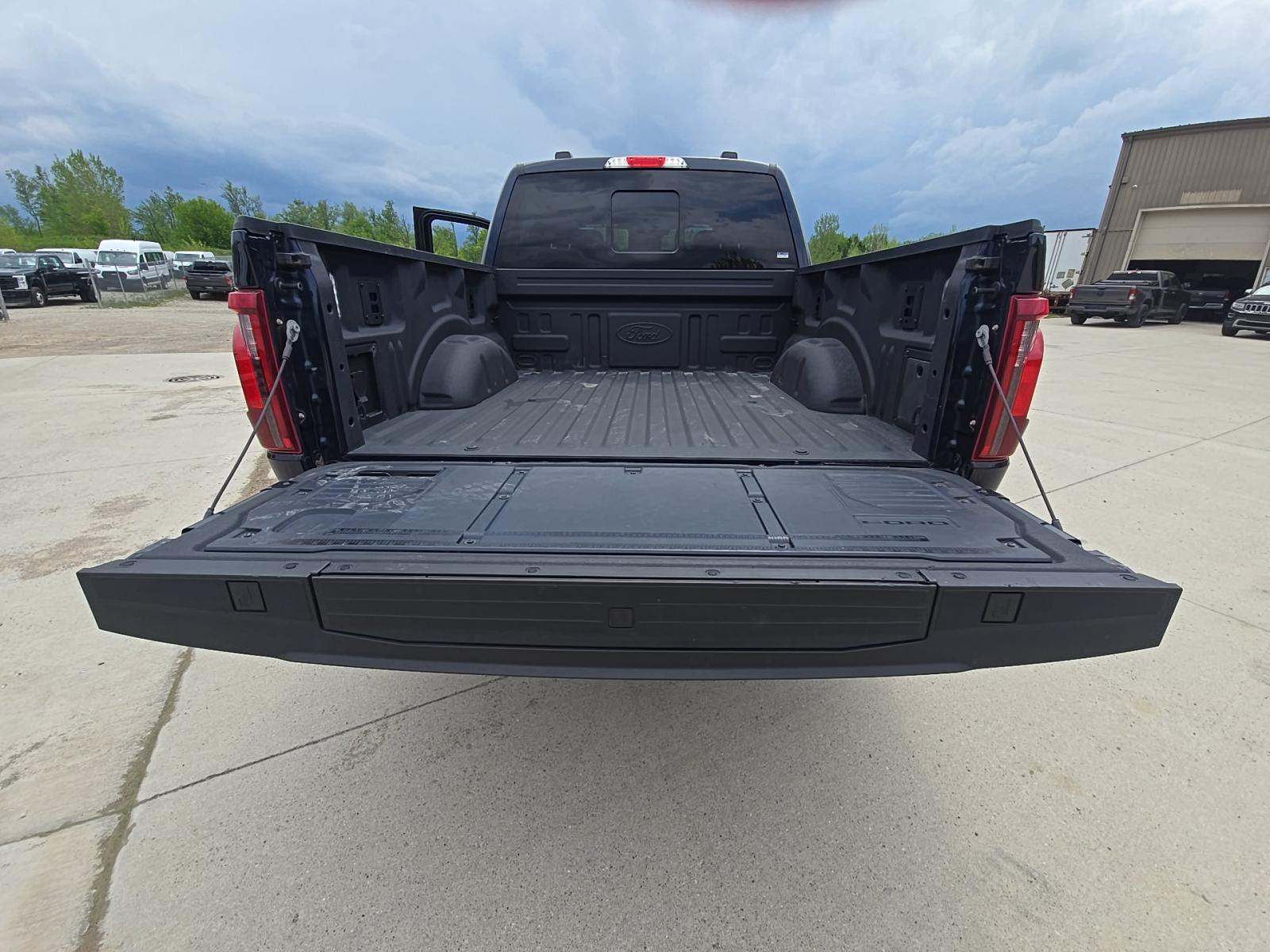 2024 Ford F-150 XLT AWD
