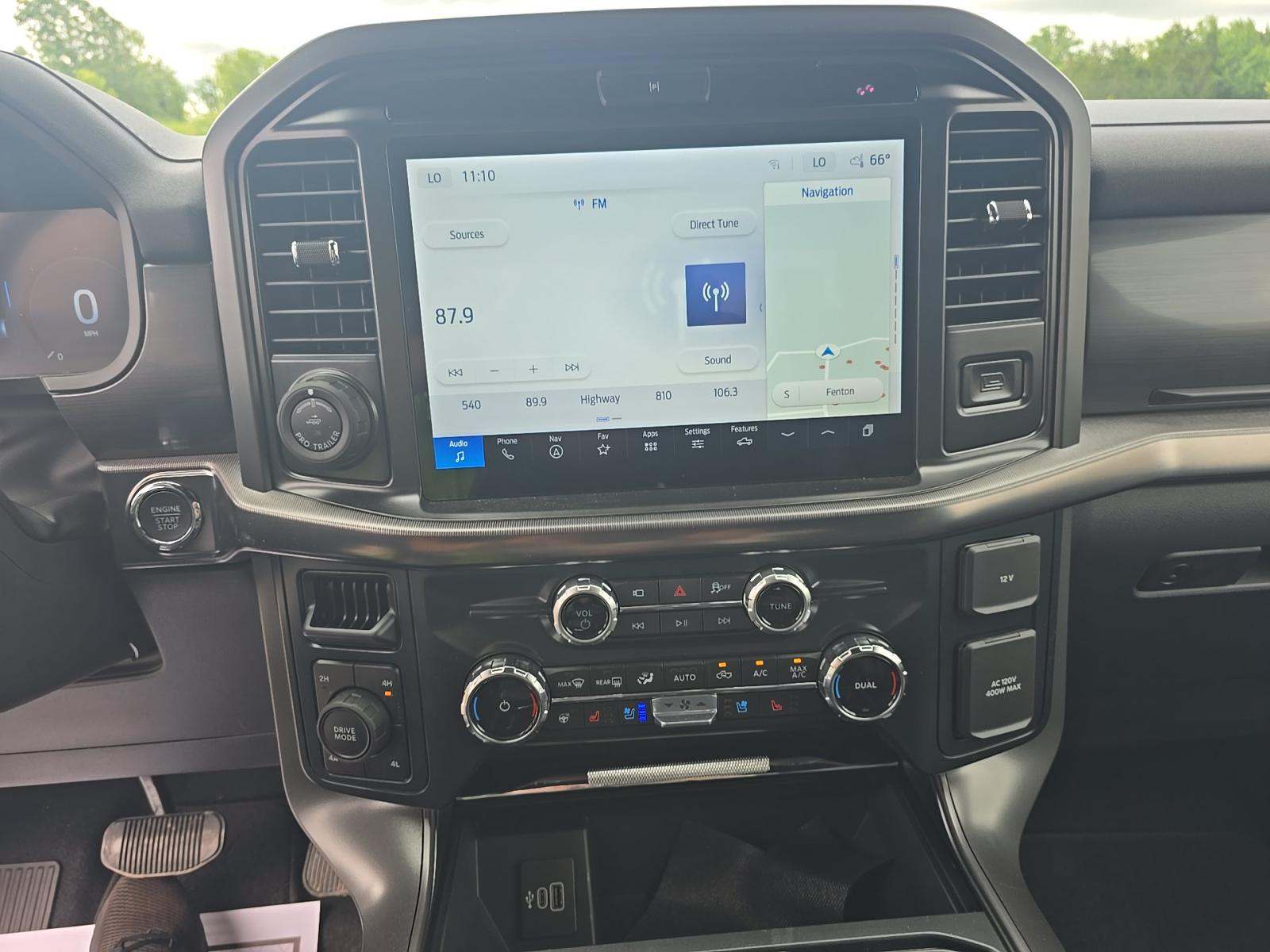 2025 Ford F-150 Lariat AWD