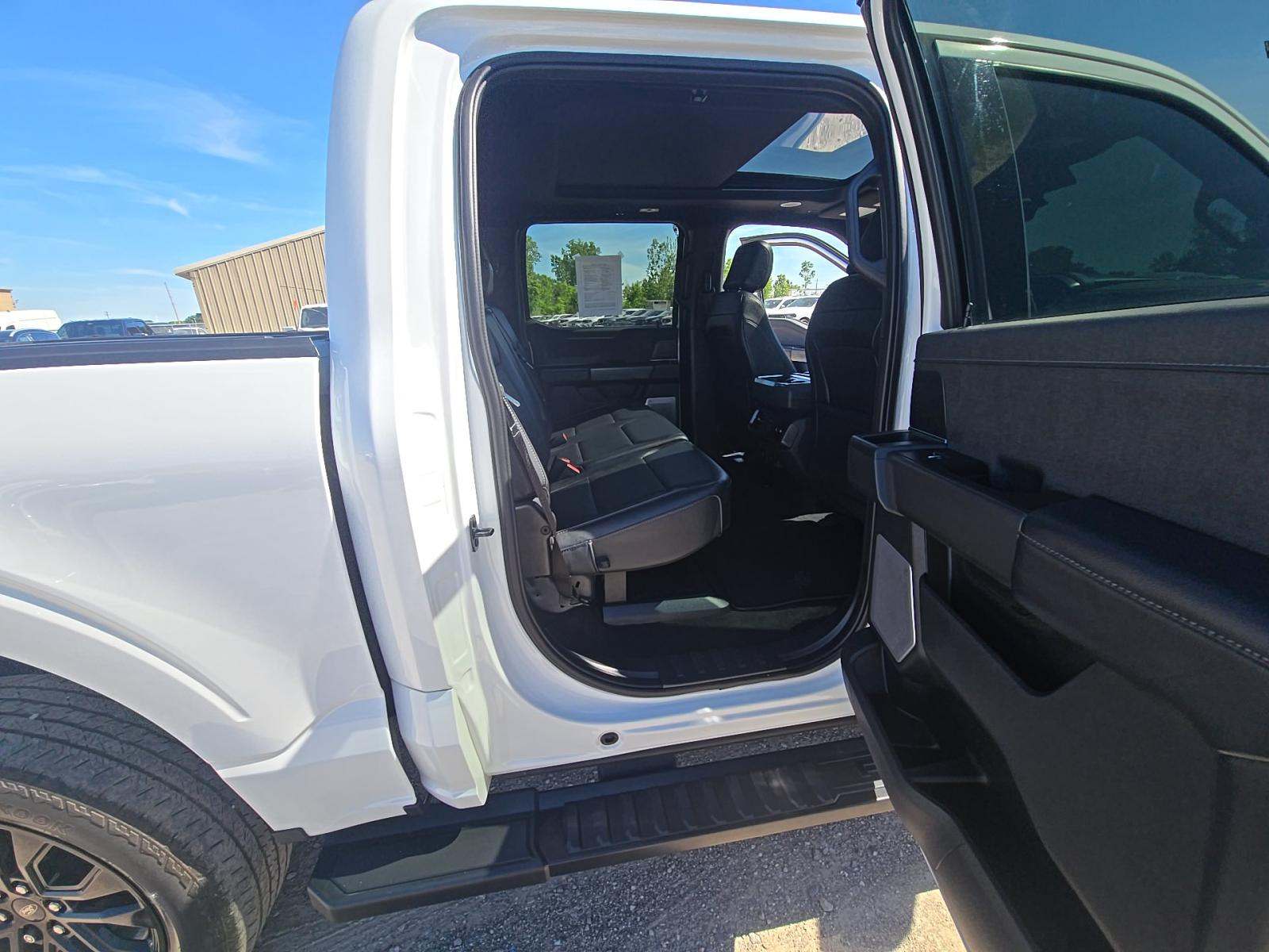 2024 Ford F-150 Hybrid Lariat AWD