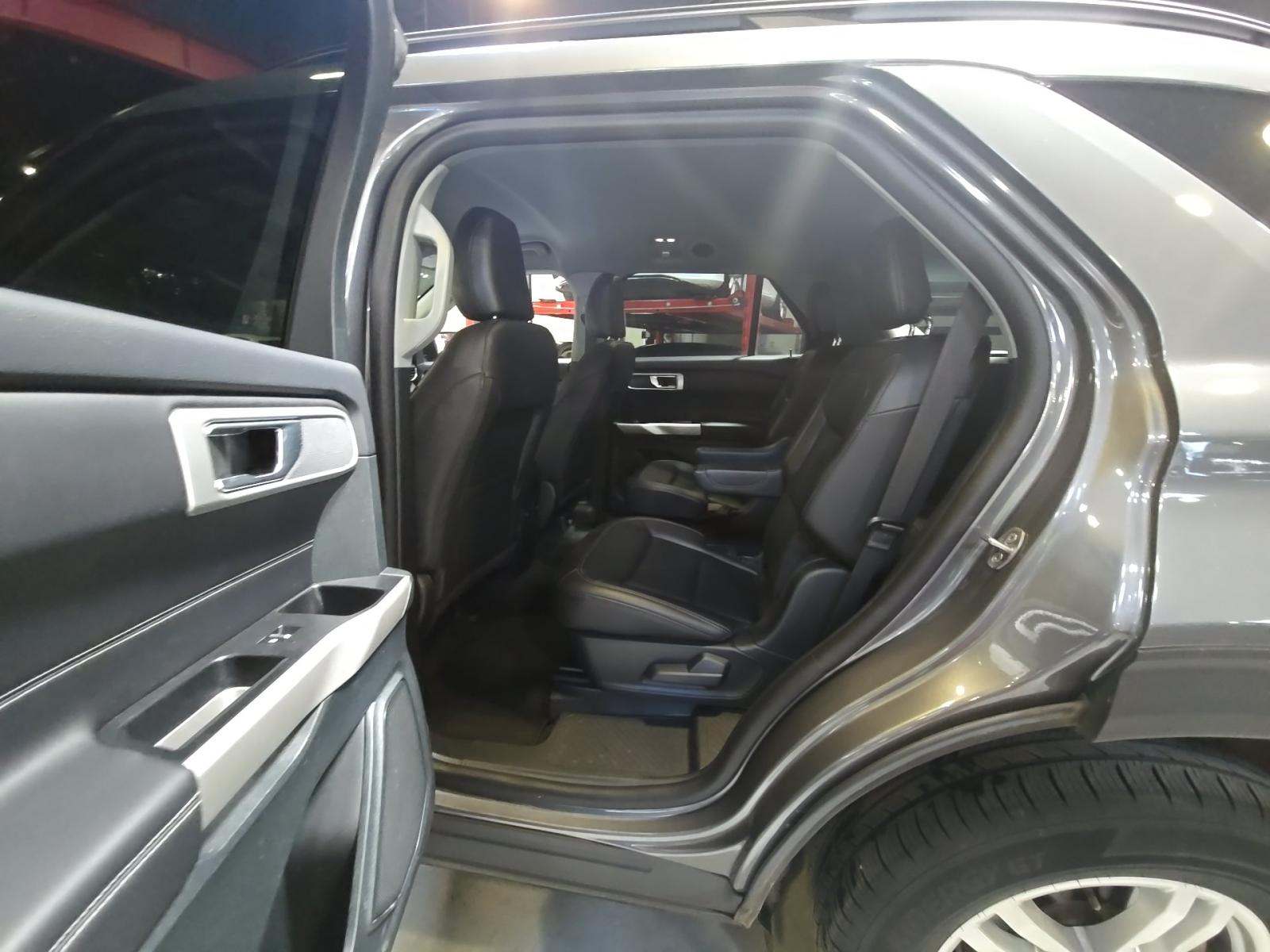 2024 Ford Explorer XLT AWD