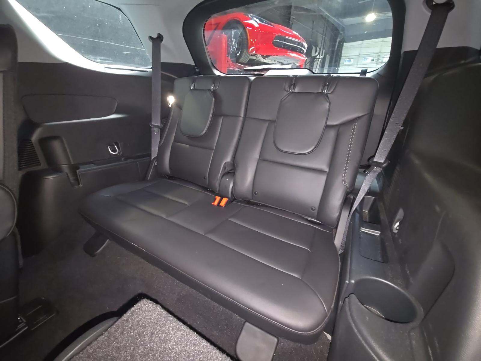 2024 Ford Explorer XLT AWD