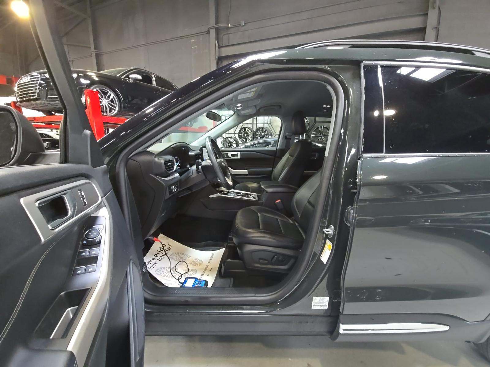 FORD EXPLORER - 6